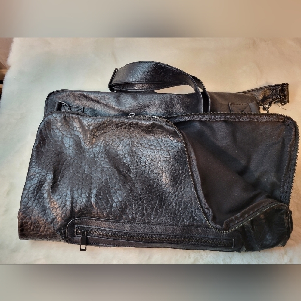 ASOS Large Cross Body Bag - Picture 4 of 9